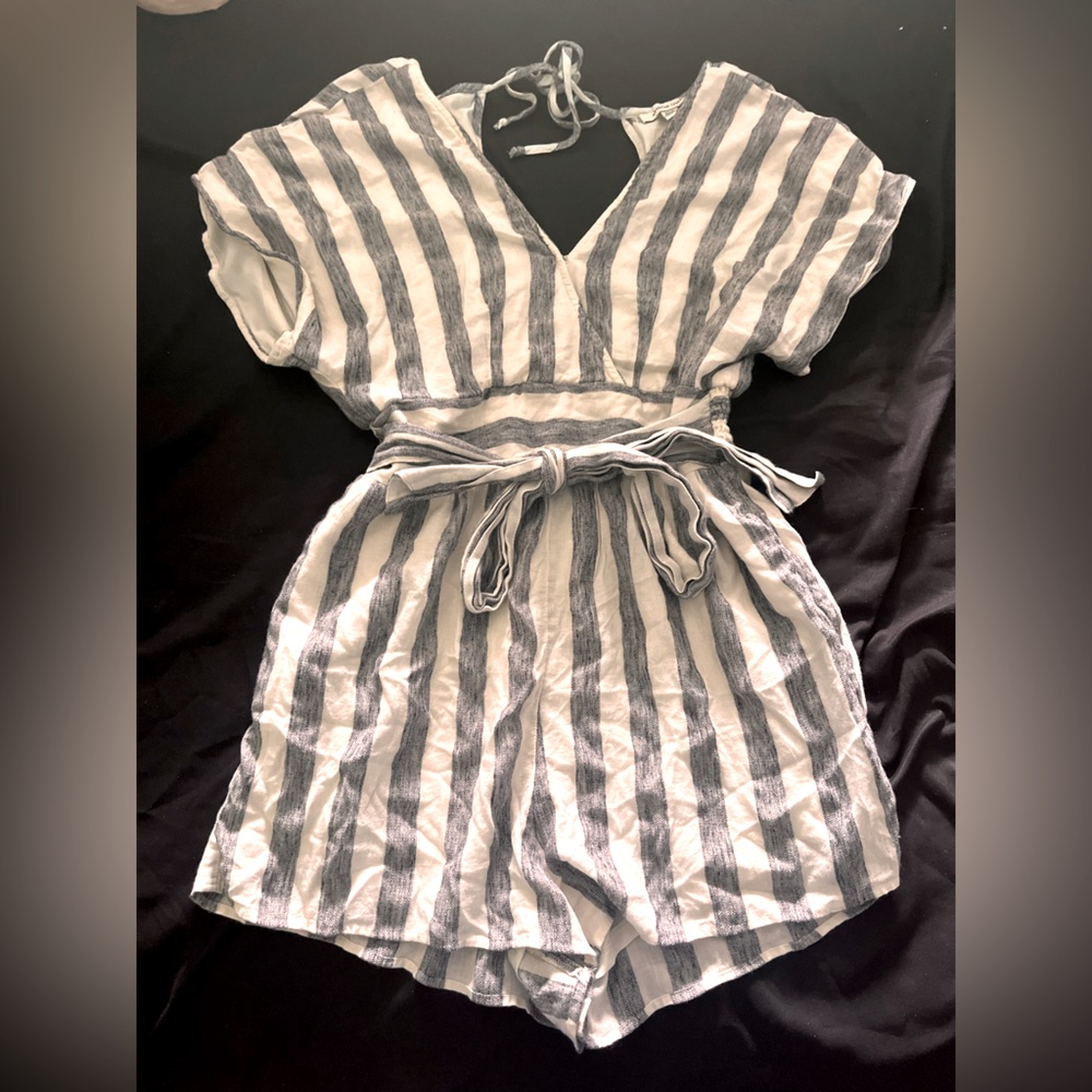 American Eagle Romper